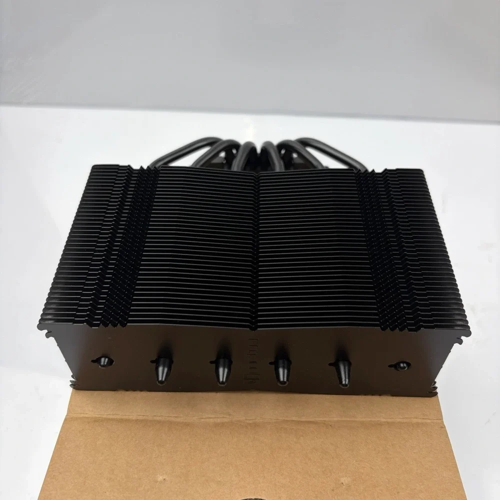 Noctua NH-D15 Chromax.Black Dual-Tower CPU Cooler Black